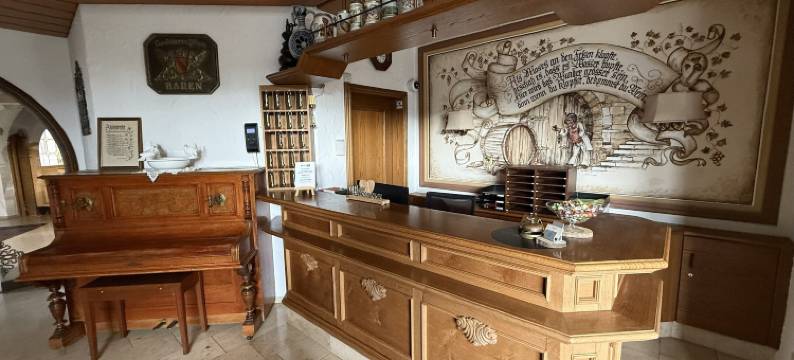 Hotel Sättele，位于黑高，靠近辛根和博登湖的拉多夫采尔(Hotel Sättele, Im Hegau, Nahe Singen Und Radolfzell am Bodensee)图片