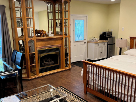 灰色玫瑰套房酒店