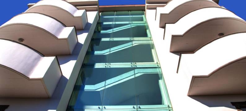 阿喀姆宫酒店(Arcom Palace)图片