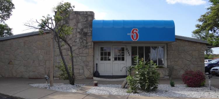 汉堡6号汽车旅馆(Motel 6 Hamburg, NY)图片