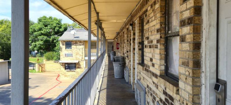 米阿莫尔旅馆及套房 由Hotel O 达拉斯德克萨斯州352号公路(Mi Amor Inn & Suites by Hotel O Dallas Tx Hwy 352)图片