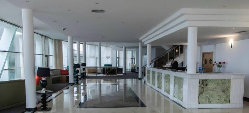 安格拉滨海酒店(Angra Marina Hotel)图片