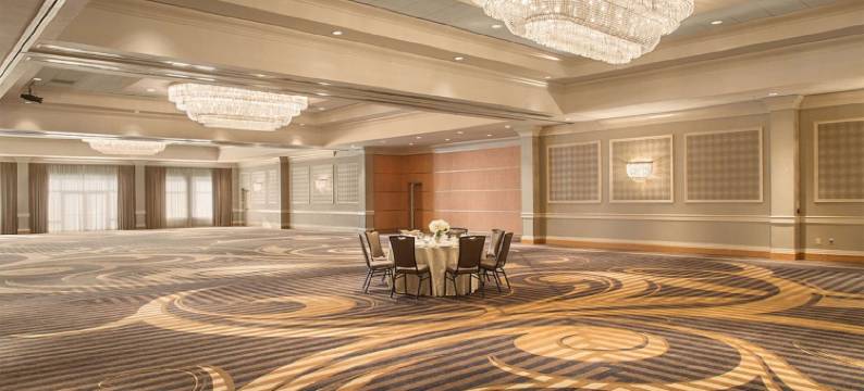 阿克伦费尔劳恩希尔顿逸林酒店(DoubleTree by Hilton Akron Fairlawn)图片