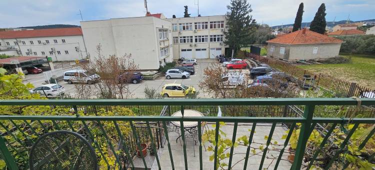 奥勒安德尔，特罗吉尔的三卧室公寓(Oleander, Three-Bedroom Apartment in Trogir)图片