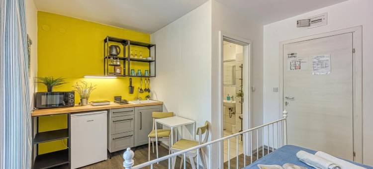 带花园的蓝色开间公寓(Blue Studio Apartment)图片