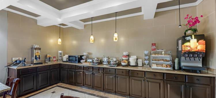 乔治敦贝斯特韦斯特优质套房酒店(Best Western Plus Georgetown Inn  Suites)图片