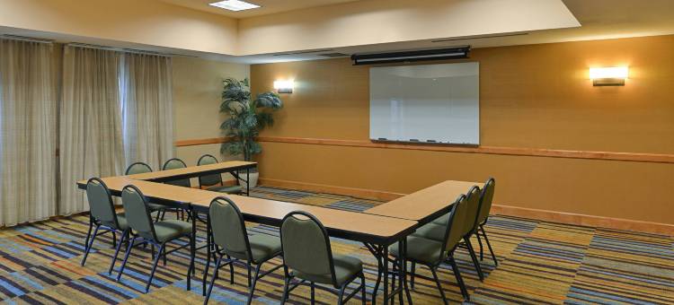 萨克拉门托埃尔克格罗夫万枫酒店(Fairfield Inn & Suites Sacramento Elk Grove)图片