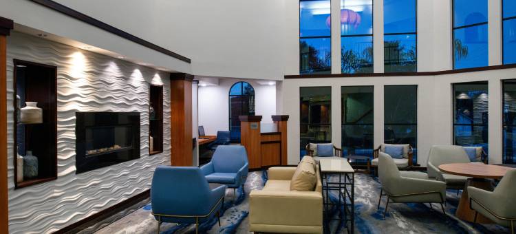 Santa Cruz - 卡皮托拉万枫酒店及套房(Fairfield Inn & Suites Santa Cruz - Capitola)图片