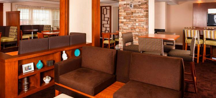 长岛豪尔兹维尔Residence Inn 酒店(Residence Inn Long Island Holtsville)图片