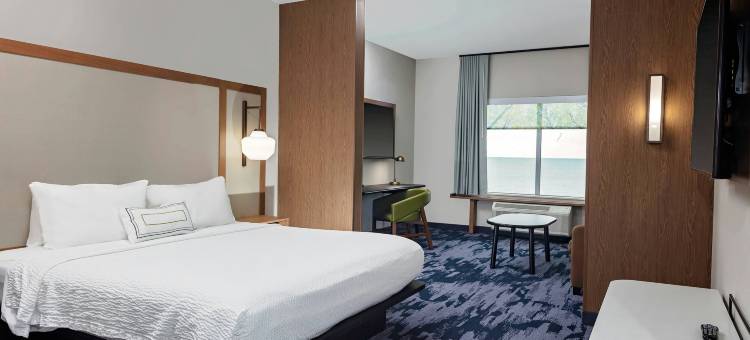 万枫克林顿港滨水套房酒店(Fairfield Inn & Suites Port Clinton Waterfront)图片