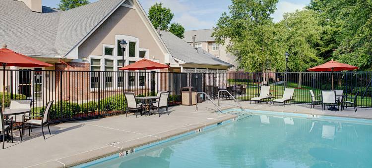 亚特兰大诺克罗斯居家酒店/桃树角(Residence Inn Atlanta Norcross/Peachtree Corners)图片