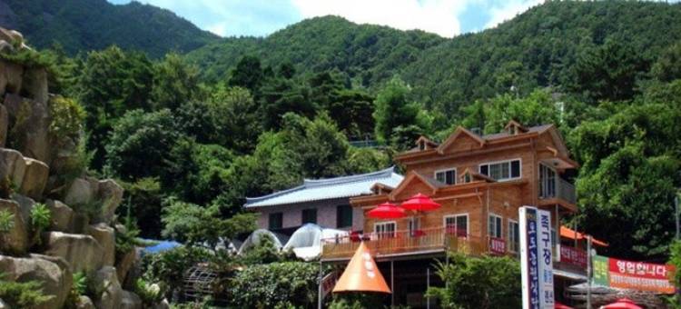 泗川Baegunimeomuneungot旅馆(Sacheon Baegunimeomuneungot Pension)图片