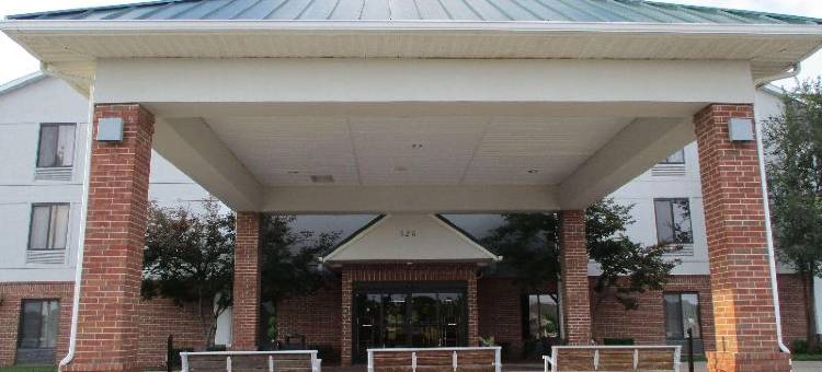 卡里索斯普林斯贝斯特韦斯特优质套房酒店(Best Western Plus Carrizo Springs Inn  Suites)图片