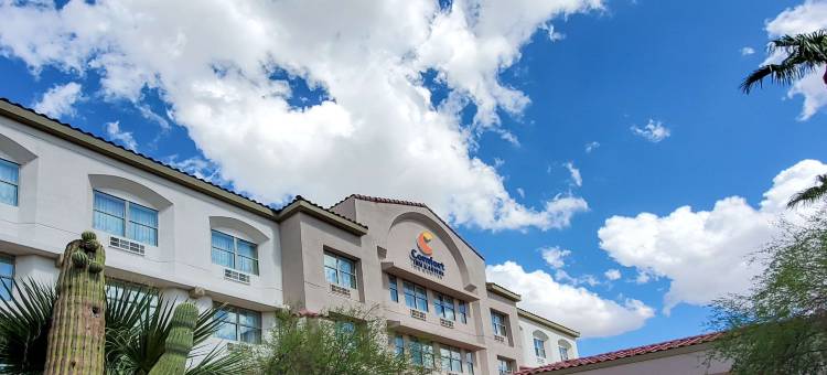 舒适酒店及套房-坦佩凤凰城天港机场(Comfort Inn & Suites Tempe Phoenix Sky Harbor Airport)图片