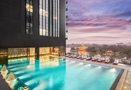 Wyndham Grand Yangon Hotel Overview