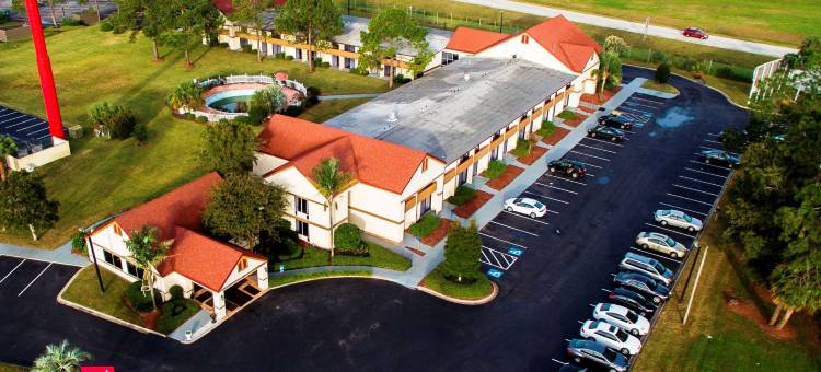 布朗瑞克I-95红屋顶套房旅馆(Red Roof Inn & Suites Brunswick I-95)图片