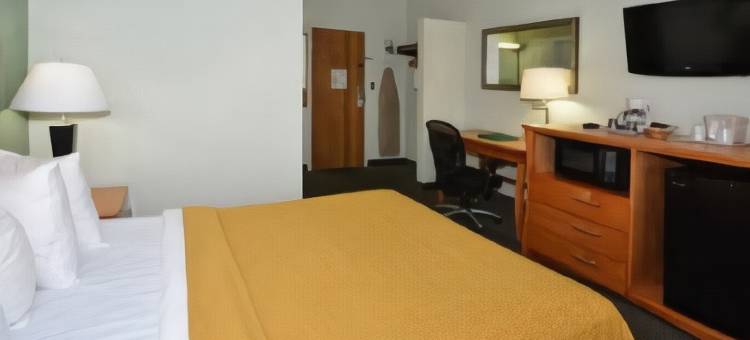 康瑟尔布拉夫斯 - 奥马哈东部品质酒店及套房(Quality Inn & Suites Council Bluffs - Omaha East)图片