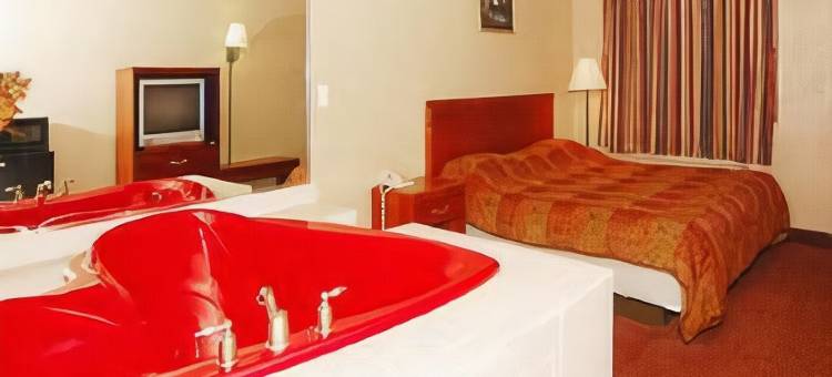 金利 I-95 凯艺酒店(Quality Inn Kenly I-95)图片