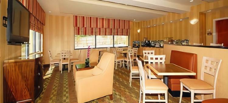 哥伦比亚东北-杰克逊堡舒适套房酒店(Comfort Suites Columbia Northeast - Fort Jackson)图片