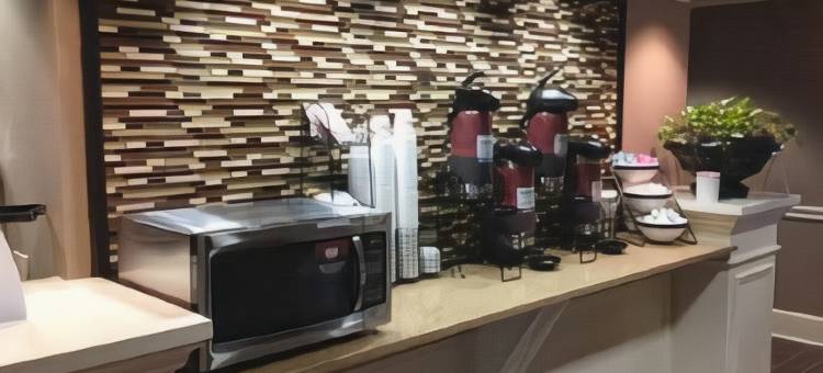 小石城西凯艺套房酒店(Quality Inn & Suites Little Rock West)图片