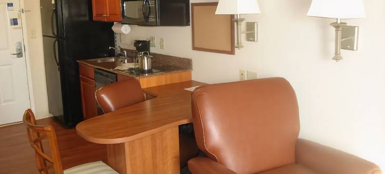 Candlewood Suites 诺克斯维尔机场，美国铝业公司 by IHG(Candlewood Suites Knoxville Airport-Alcoa by IHG)图片