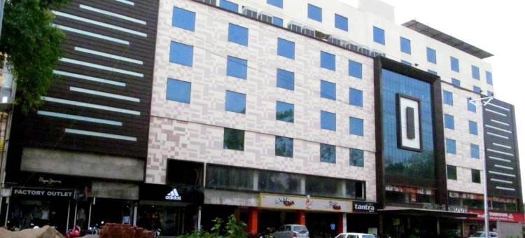 枫木酒店(Maple Wood)图片