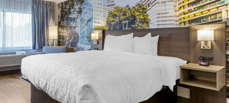 罗利市中心凯隆波因特酒店(Clarion Pointe Raleigh Midtown)图片