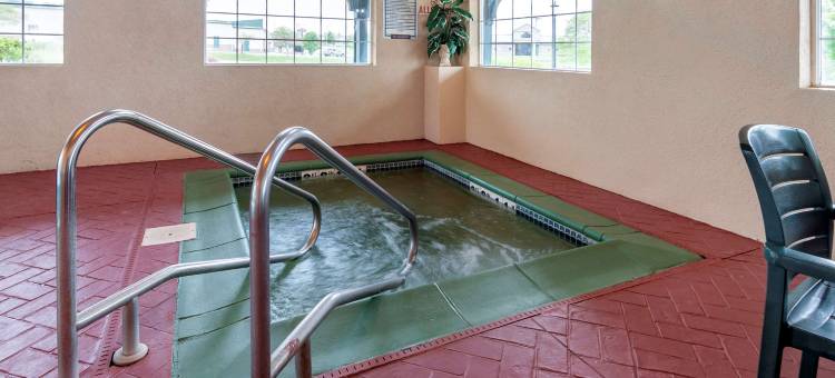 沃伦站舒适酒店(Comfort Inn Warrensburg Station)图片