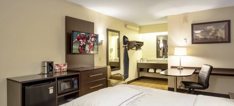 红顶PLUS酒店-哥伦布都柏林(Red Roof Plus+ Columbus - Dublin)图片