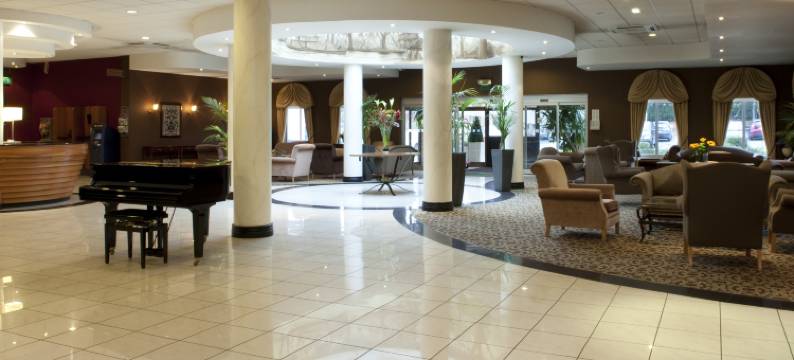 Holiday Inn 巴恩斯利m1，jct.37(Holiday Inn BARNSLEY M1, JCT.37 by IHG)图片