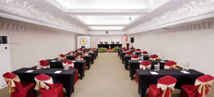 德塞诺帕蒂马里奥波罗大酒店(D'Senopati Malioboro Grand Hotel)图片