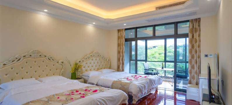 湛江吴川鼎龙湾海景泳池星空别墅(环岛路3号分店)图片