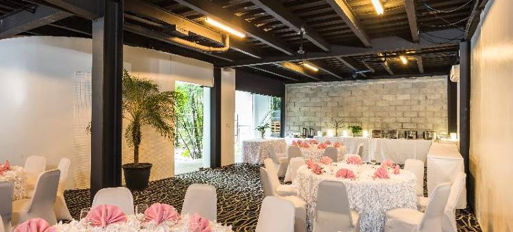 利安德格拉纳达城市酒店(Riande Urban Hotel)图片