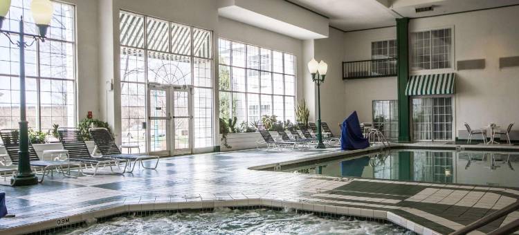 阿普尔顿机场舒适套房酒店(Comfort Suites Appleton Airport)图片