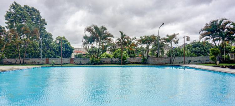 OYO 90949 Cibubur村凯撒物业公寓-大堂B(Hotel O Apartement Cibubur Village Kaisar Property Lobby B)图片