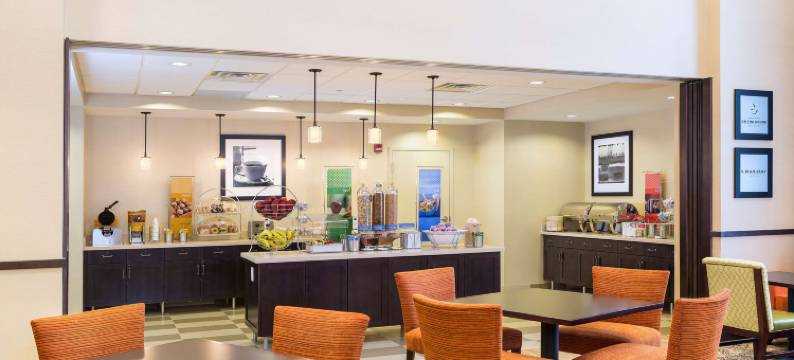 费城蒙哥马利维尔希尔顿欢朋酒店及套房(Hampton Inn & Suites Philadelphia Montgomeryville)图片