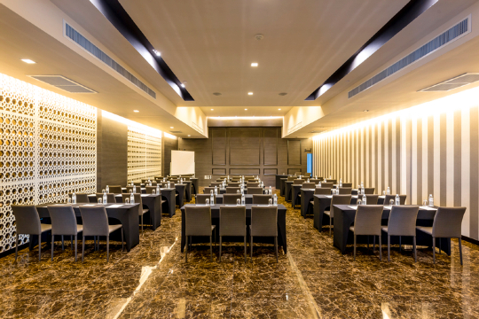 Tsix5 Hotel Over view