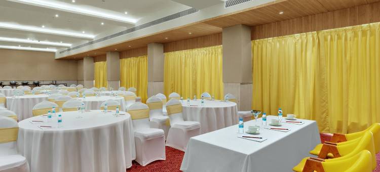 维欧拉比康罗讷瓦拉度假村(Viola Beacon Resort, Lonavala)图片