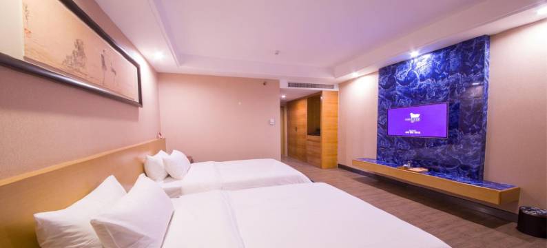 东方誉采酒店(佛山陶瓷总部基地湖涌地铁站店)图片