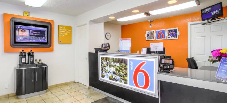 梅德福北6号汽车旅馆(Motel 6 Medford, or - North)图片