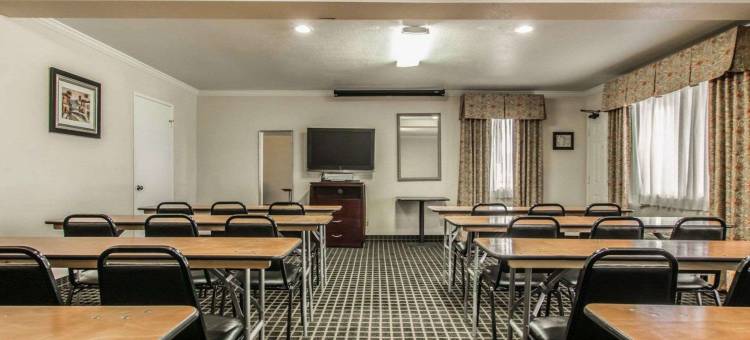 凯艺酒店-蒂梅丘拉山谷酒乡(Quality Inn Temecula Valley Wine Country)图片