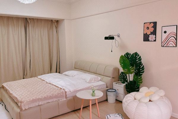 酒店栖溪小筑(渝南大道分店)关键词(选填)1间, 1位房间及住客退房时间