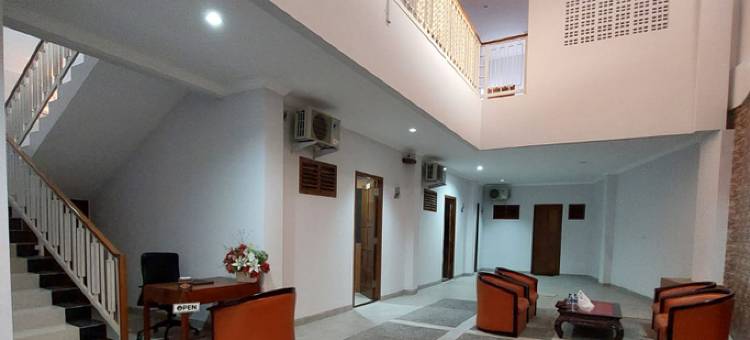 红门酒店·乌尔班景观·清真洛吉阿鲁姆·克拉滕站(Urbanview Syariah Loji Arum Stasiun Klaten by RedDoorz)图片