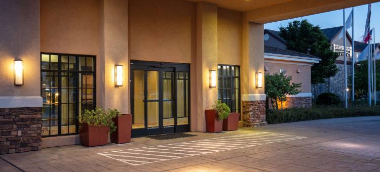 费尔菲尔德纳帕河谷地区Homewood Suites by Hilton(Homewood Suites by Hilton Fairfield-Napa Valley Area)图片