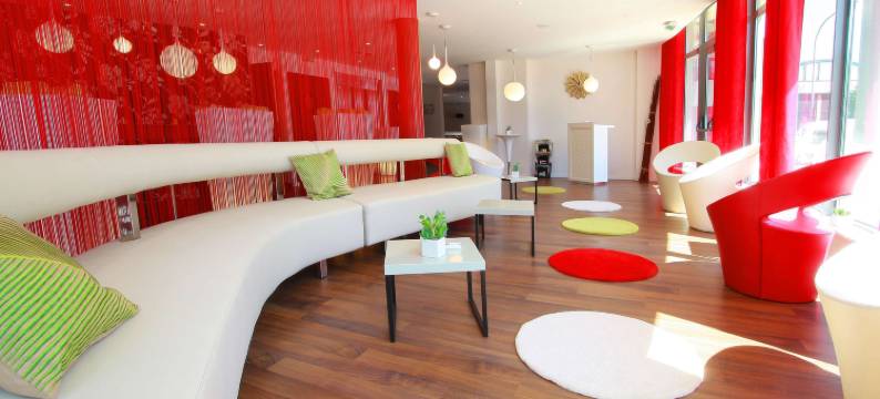 基里亚德查尔勒维勒梅兹尔酒店(Kyriad Charleville Mezieres)图片