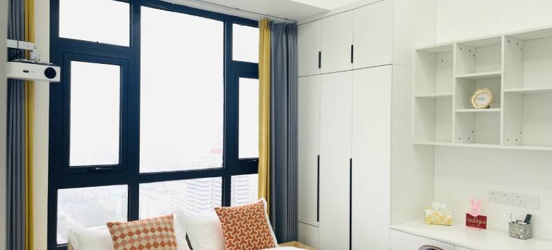 云朵市中心店民宿(解放中路分店)图片