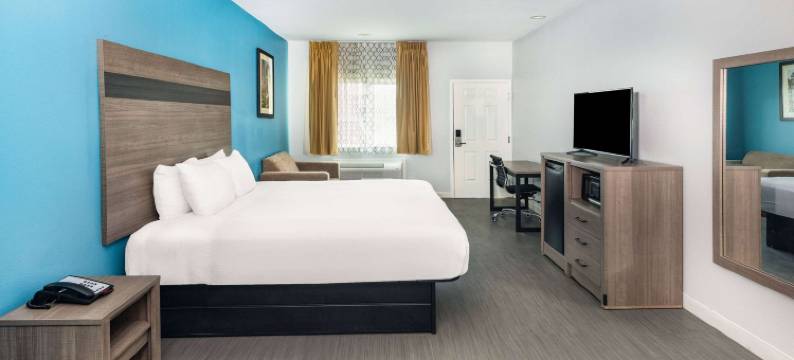 德克萨斯州弗里波特呗盟温德姆凯旅店(Baymont by Wyndham Freeport Texas)图片