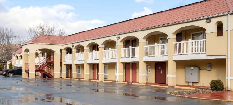 汉廷顿 - 巴伯斯维尔大学区伊克诺旅馆(Econo Lodge Huntington - Barboursville University Area)图片