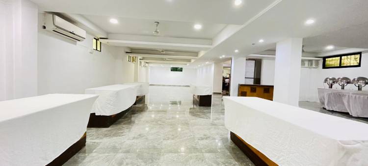 假日骄傲酒店(Hotel Holiday Pride)图片