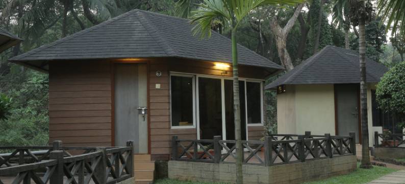 Dewdrop Retreat图片